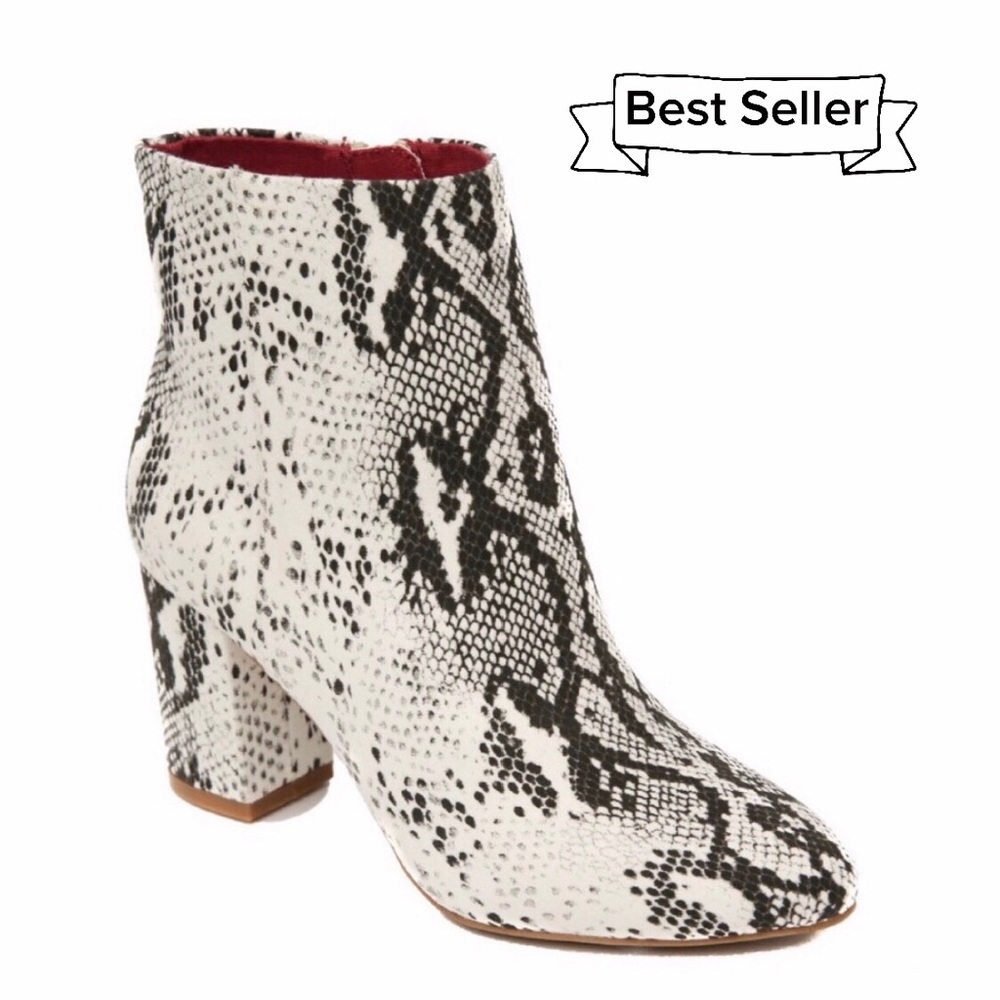• 5X H P • Micro Suede Snake Print Vegan Booties - Picture 1 of 5
